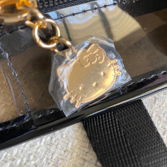 NWT Sanrio Hello Kitty Make Up Bag - Picture 7 of 7